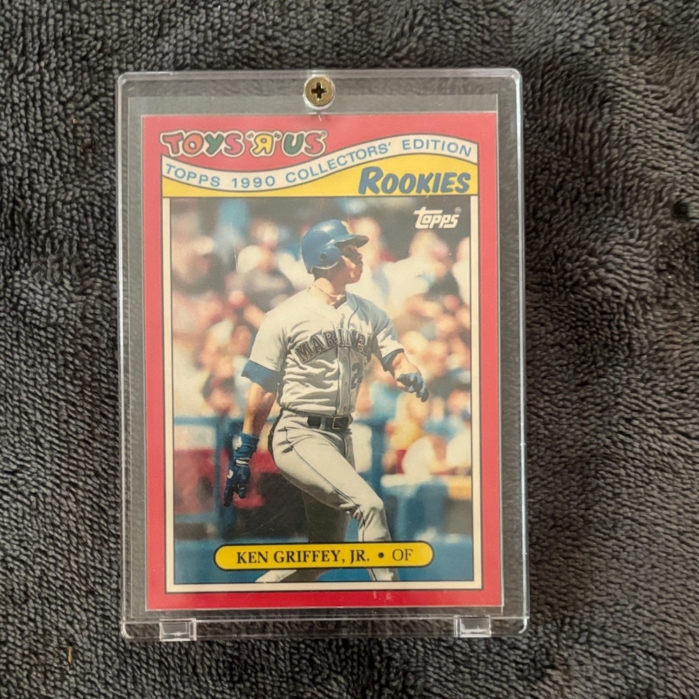 Topps 1990 Collectors Edition Card with Red Border